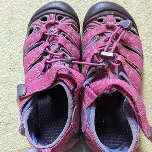 Purple Kids Keens Size Kids 4